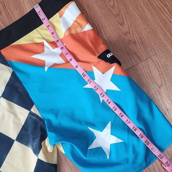 Quiksilver Checkered Stars Patchwork Colorful Busy Mens Swim Shorts Trunks Sz L - Picture 9 of 9